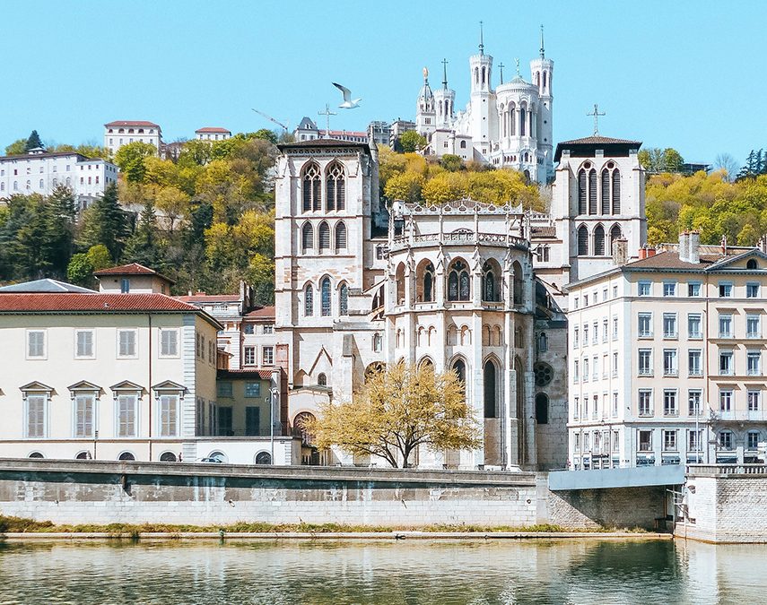 Lyon (LYS)